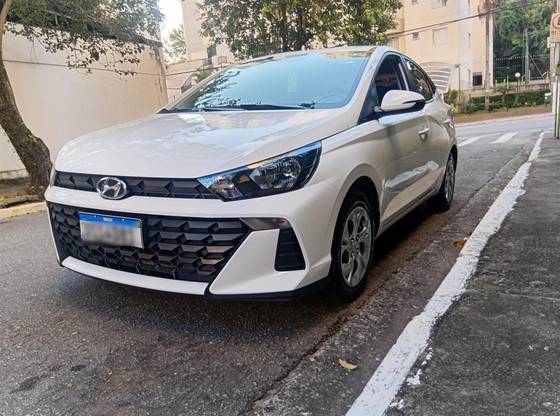 HYUNDAI HB20S 1.0 12V FLEX COMFORT MANUAL HYUNDAI HB20S 1.0 12V FLEX COMFORT MANUAL